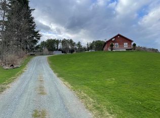 110 Hale Rd, Waterford, VT 05819