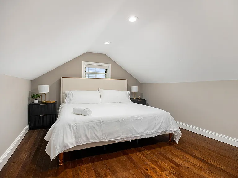 4805 N Columbus Ave — Photo 26