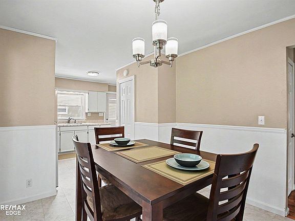 5th image of 408 Wisler St