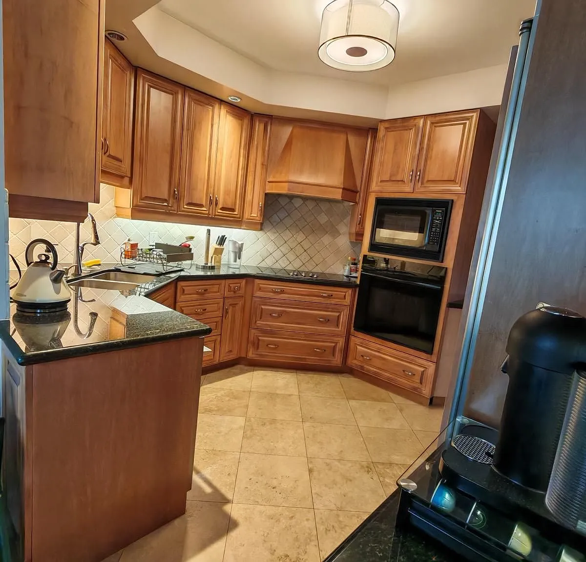 3 bed, $10,500 — Photo 4