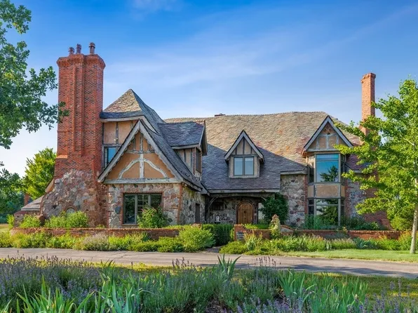 2711 W 200 S, La Porte, IN 46350