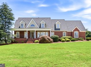 712 Teamon Rd, Griffin, GA 30223