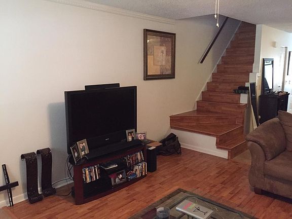 5th image of 3306 W Wyoming Cir