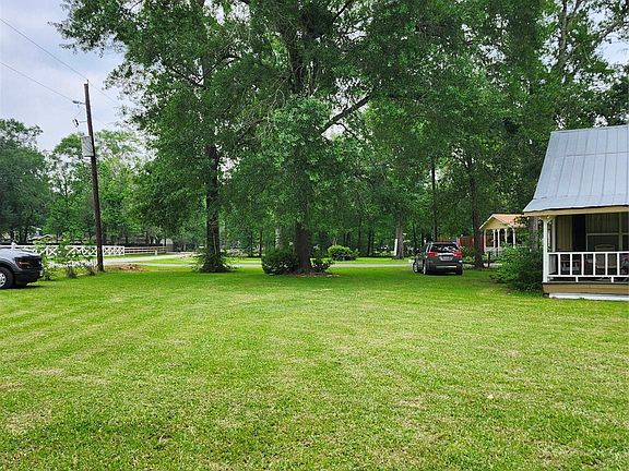 4th image of 23164 Albert Dr