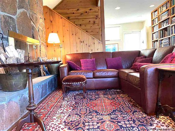 4th image of 225 Woodland Dr #33-9