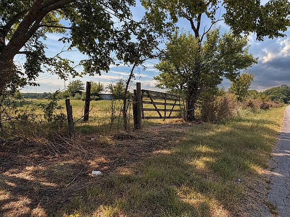 2nd image of E 2060th Rd