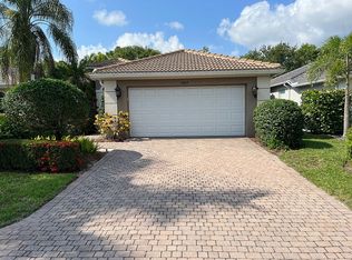 9857 Colonial Walk N, Estero, FL 33928