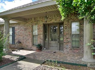 3005 Englewood Dr, Jennings, LA 70546