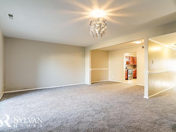 3rd image of 762 Lake Edward Dr