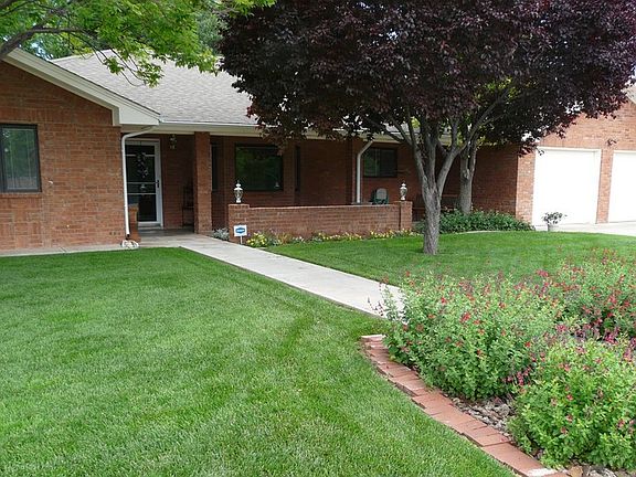 2nd image of 2612 Mercedes Dr