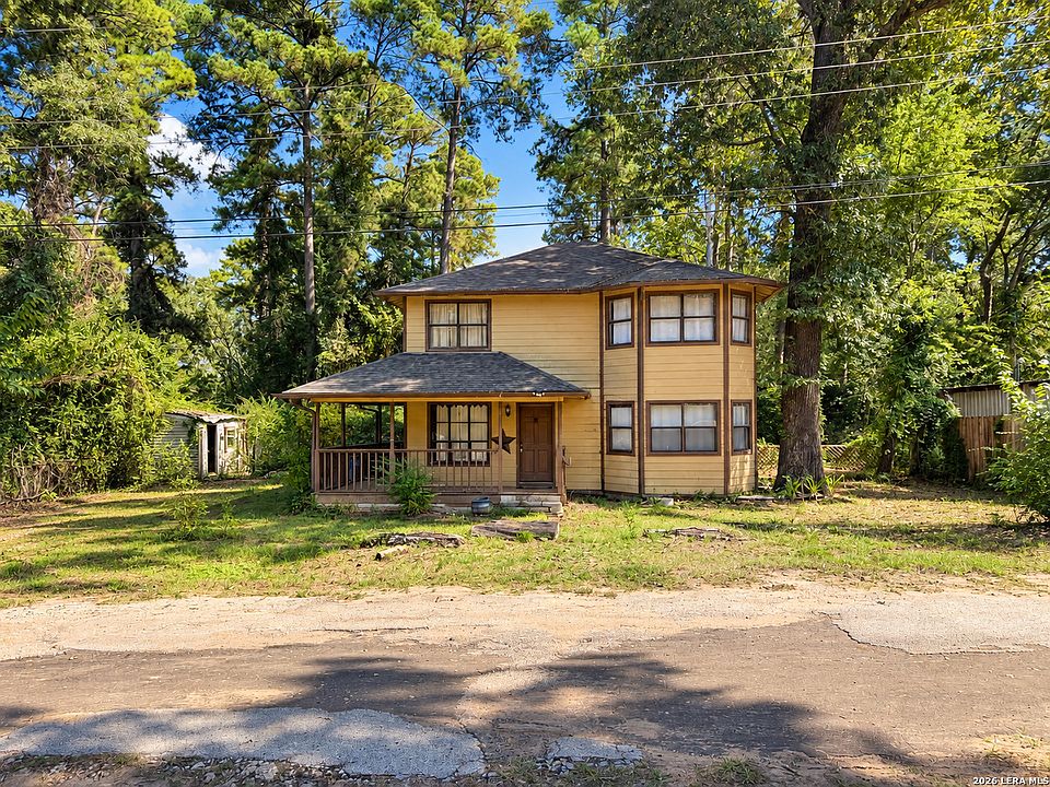 1st image of 20624 HEWITT CIR