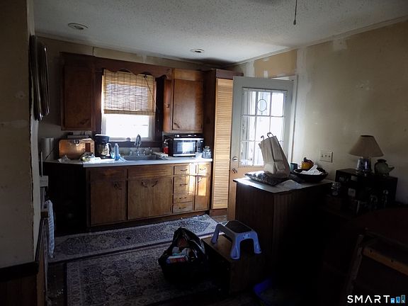 3rd image of 149 South Riverside Avenue