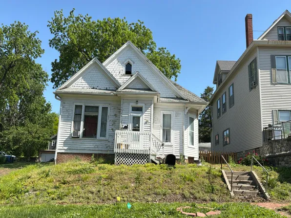 2639 Patee St, Saint Joseph, MO 64507