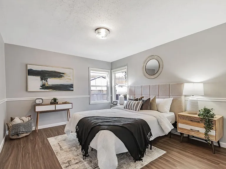 2571 Los Coches Ave — Photo 3