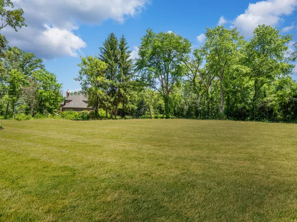 3680 Deerfield Rd, Riverwoods, IL 60015