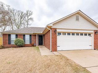 795 Woodard Dr, Conway, AR 72034