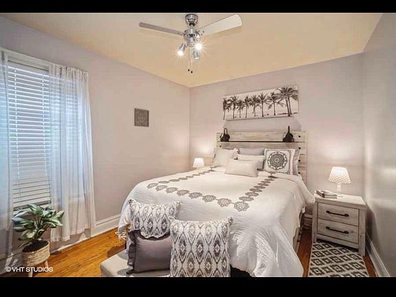3rd image of 6222 S Talman Ave #2