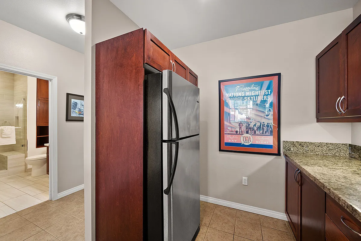 1 bed, 669 sqft, $4,300 — Photo 4