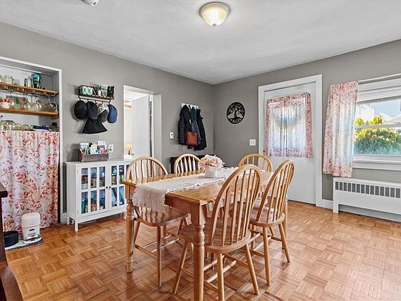 4th image of 5 Marion St