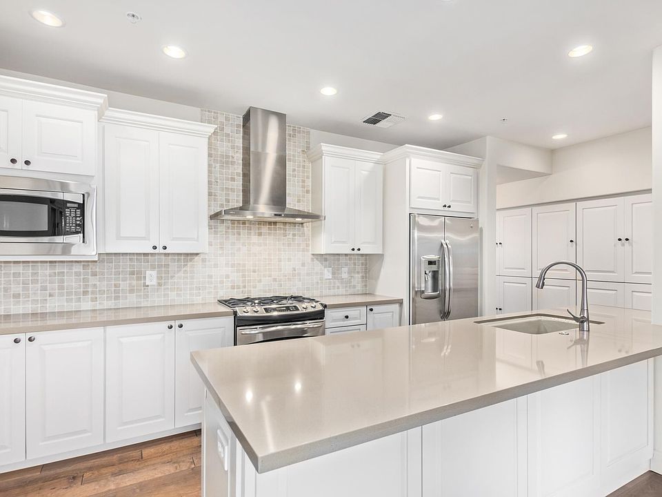 1st image of 8333 E Via Paseo Del Norte