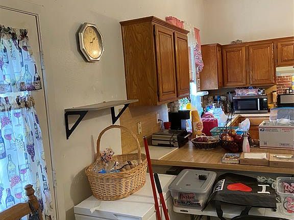 2nd image of 2179 Fort Laramie Drive