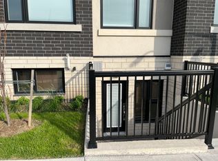 1139 Cooke Blvd #318, Burlington, ON L7T 4A8