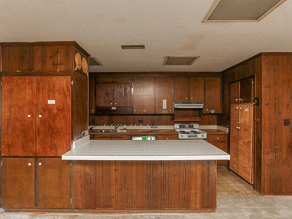 3rd image of 429 Compass Lake Dr