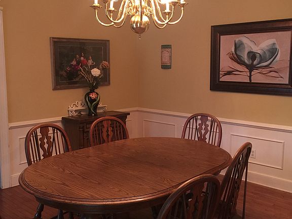 Formal Dinning Room