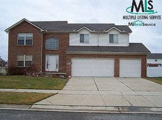 32544 Groat Blvd, Rockwood, MI 48173