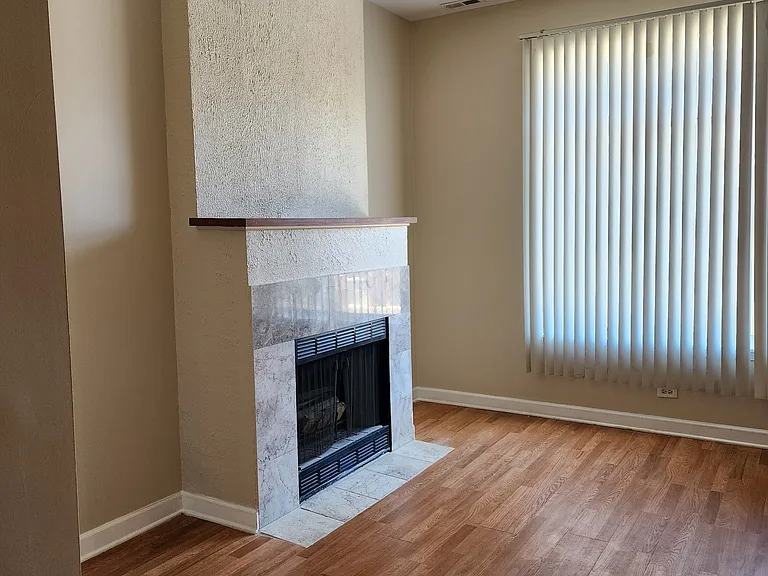 3013 W Warren Blvd #2 — Photo 3