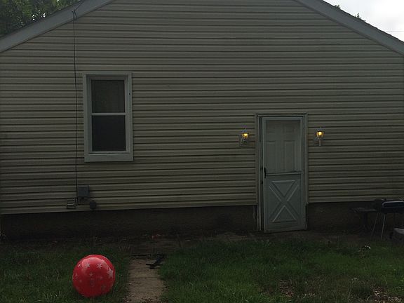 4th image of 407 Lockwood Ave