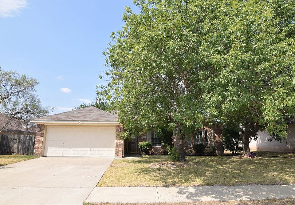 1st image of 710 Kenney Dr
