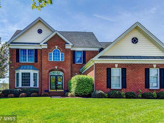2nd image of 5501 Hillsman Farm Ln