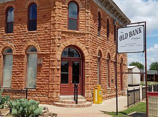 106 N Main, Mulhall, OK 73063