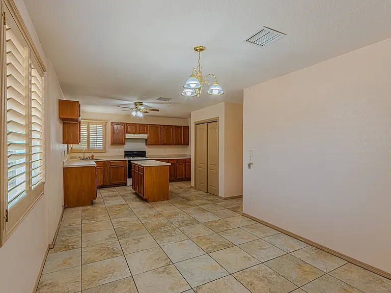 712 Laramie River Ave — Photo 10