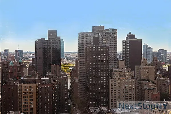 Sold by NextStopNY | media 7