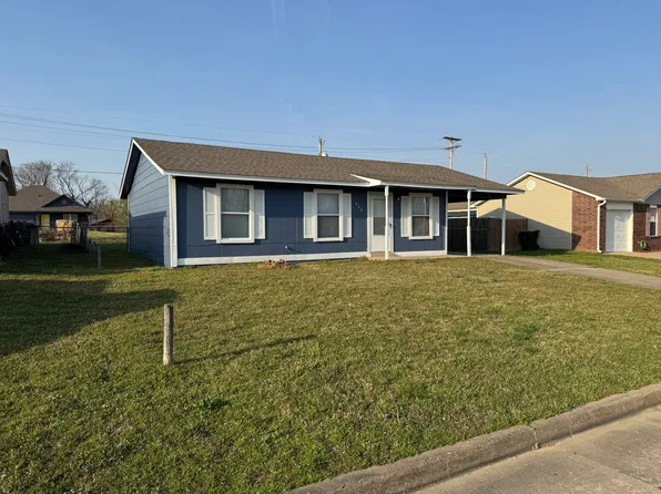 820 Cowell St, Claremore, OK 74017
