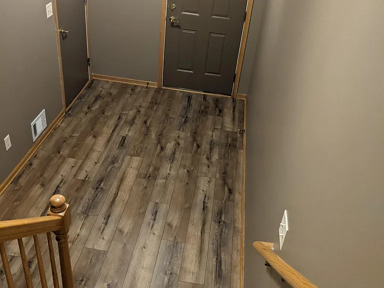 front entry / entry to garage