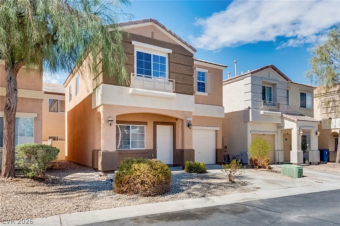 3 bed, 2.5 bath, 1405 sqft, $1,950 — Photo 3