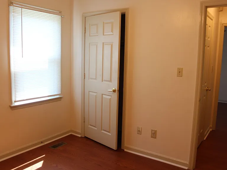 916 Glen Reilly Dr — Photo 13