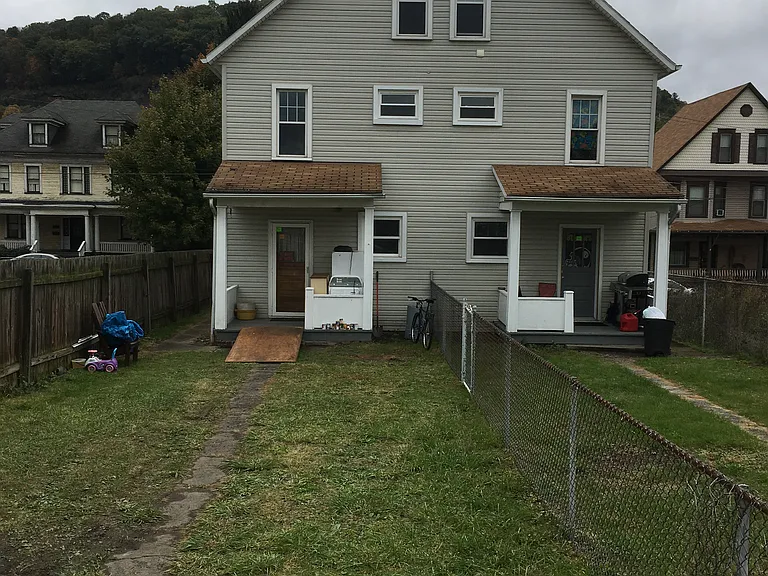 517 Pine St #3 — Photo 8