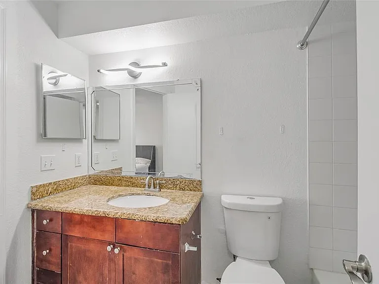 5120 Conroy Rd #28 — Photo 37