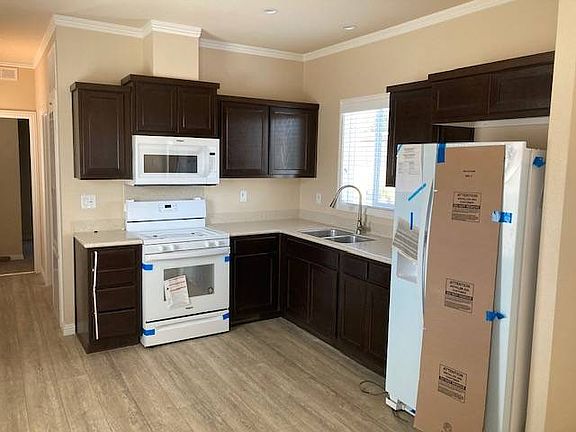 4th image of 1700 El Camino Real #11-15