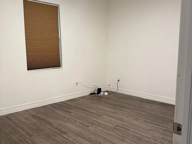 5037 N Dogwood Cir — Photo 32