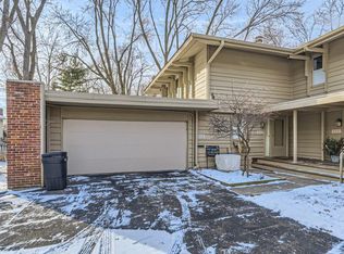 10341 Scarborough Rd, Bloomington, MN 55437