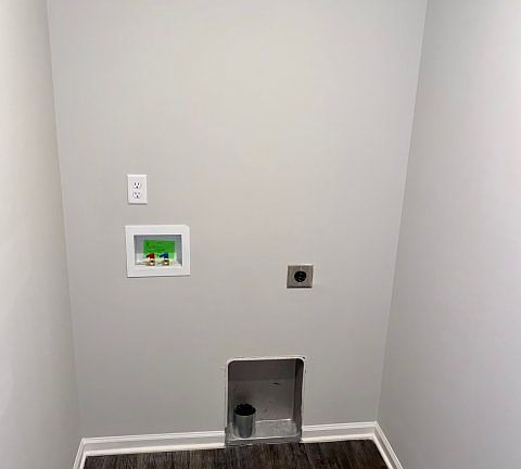 4th image of 803 River Birch Ct