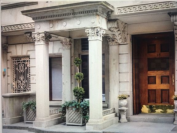 3rd image of 15 E 76th St #3FR