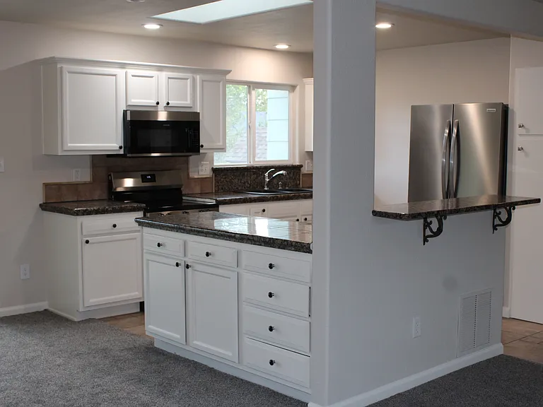 6635.5 Ocean Ave — Photo 3
