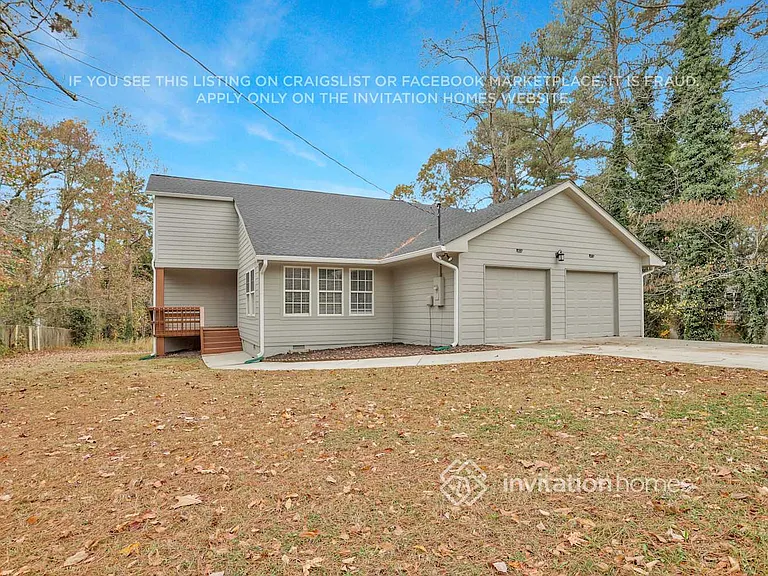 2621 Windridge Dr — Photo 3