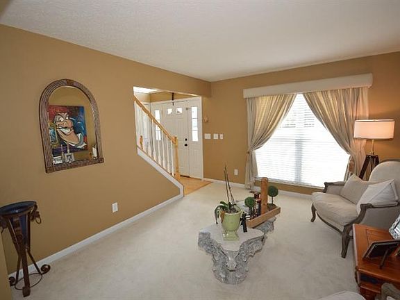 3rd image of 7348 Welbeck Dr